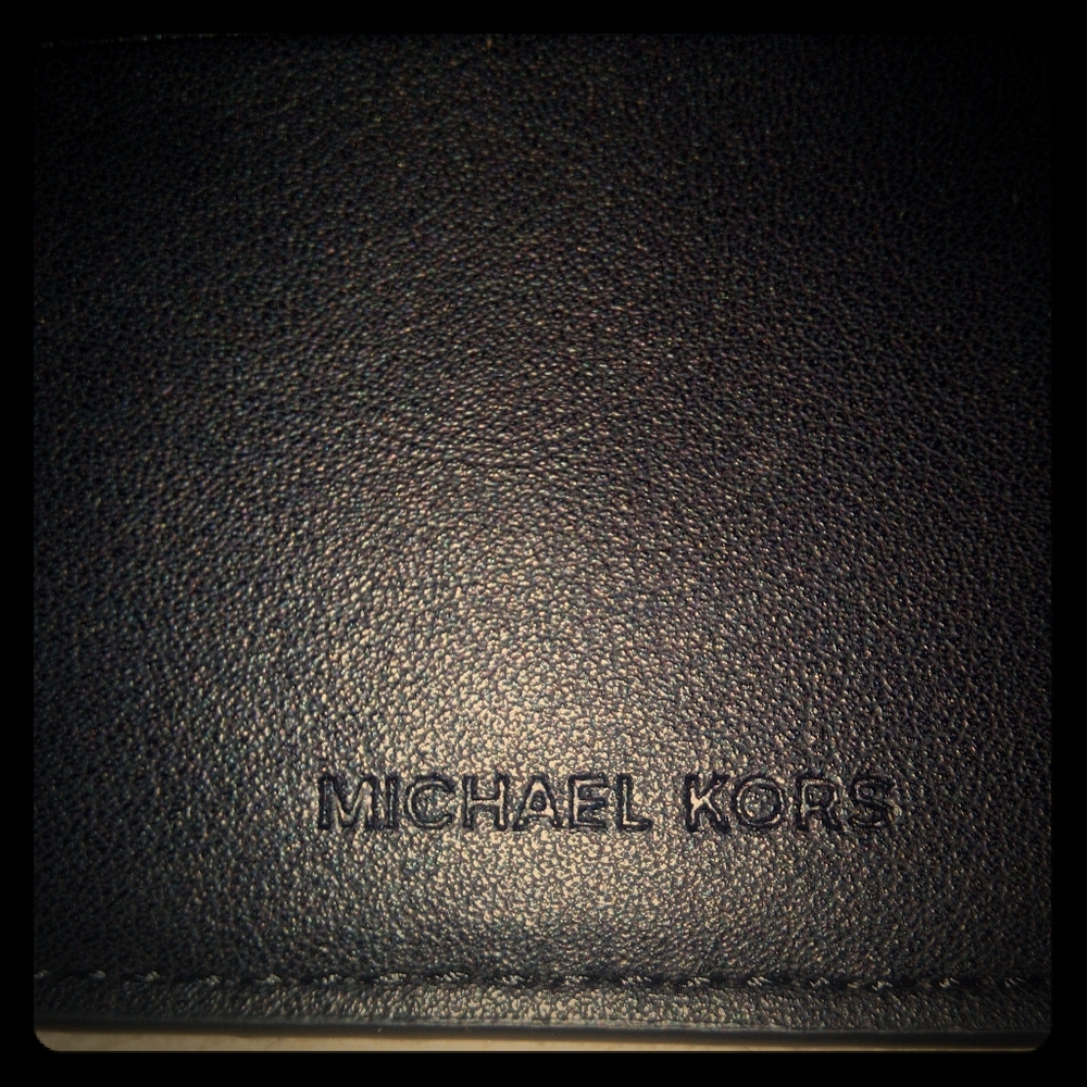 Michael Kors Jet Wallet